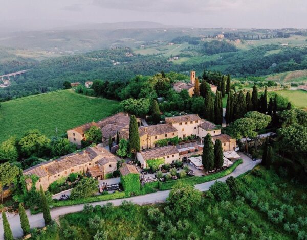 Receiving Listing Category Il Borgo Machiavelli